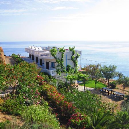 Diana Apartments Agia Pelagia  Exterior photo